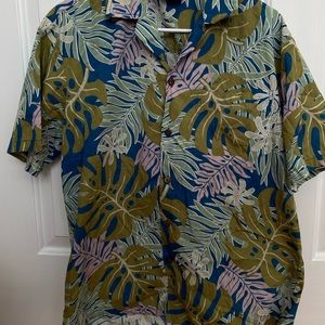 Hawain button up shirt